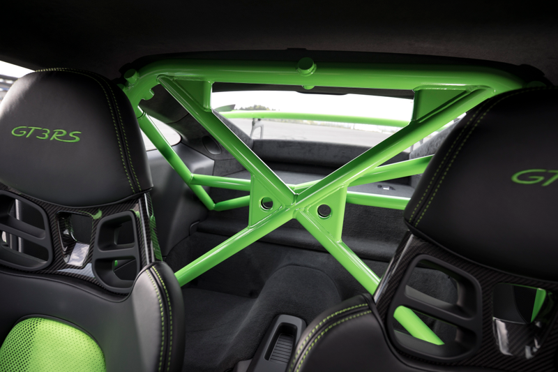 Illustration for article titled Put These Very Good 2019 Porsche 911 GT3 RS Photos In Your Life